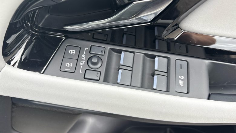 Land Rover Range Rover Evoque 1.5 P270e Edition 5dr Auto Hatchback